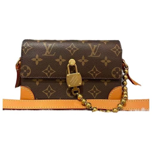 Leather crossbody bag
