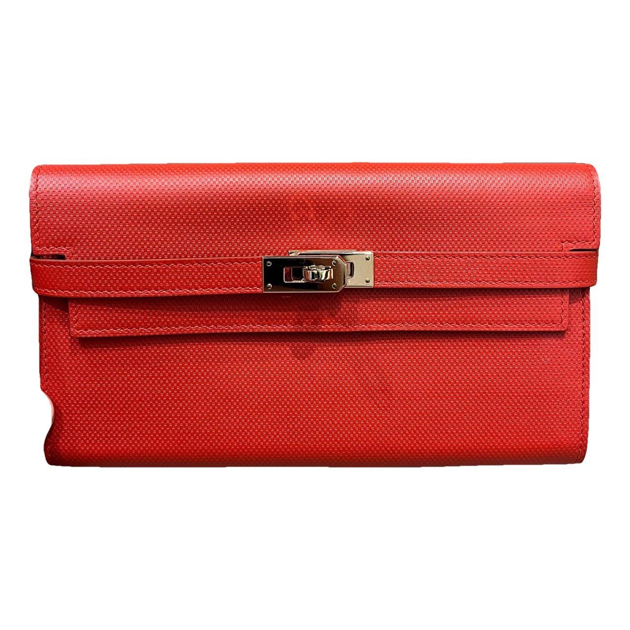 Kelly To Go leather handbag
