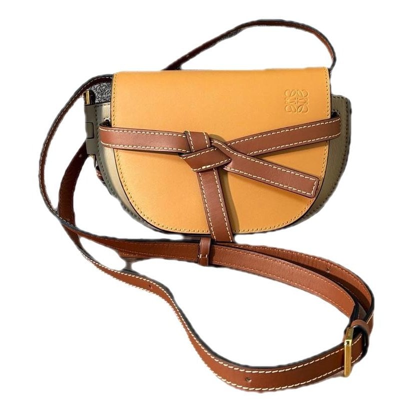Gate leather handbag