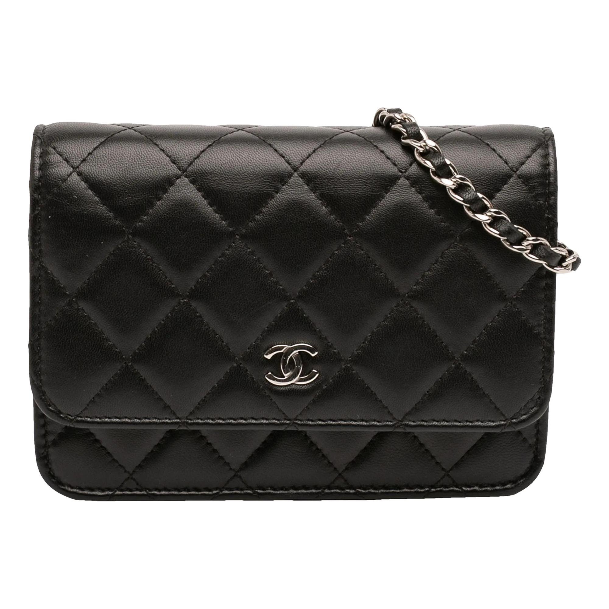 Wallet On Chain leather crossbody bag