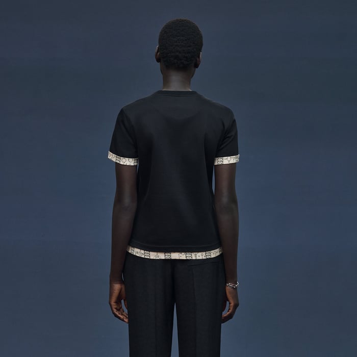 Noir Straight T-shirt