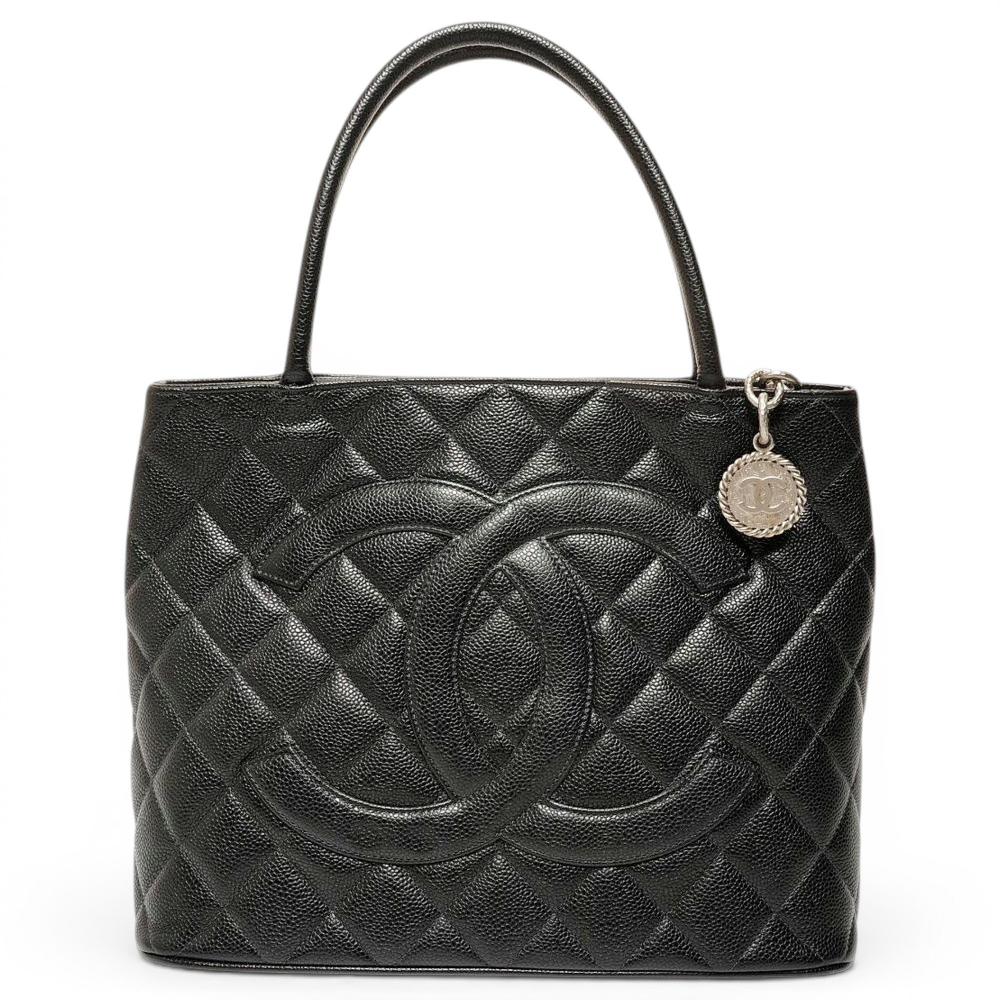 Médaillon leather tote