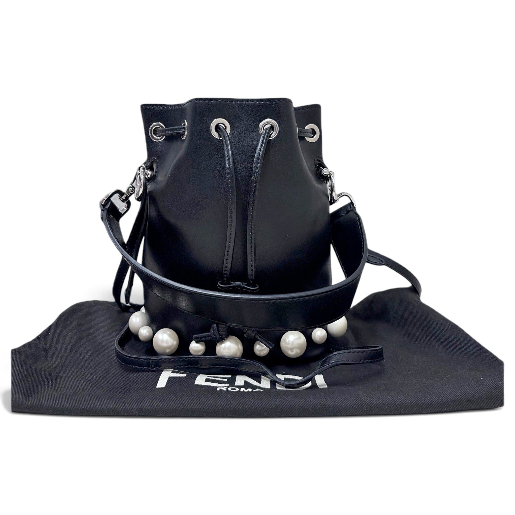 Mon Trésor leather handbag
