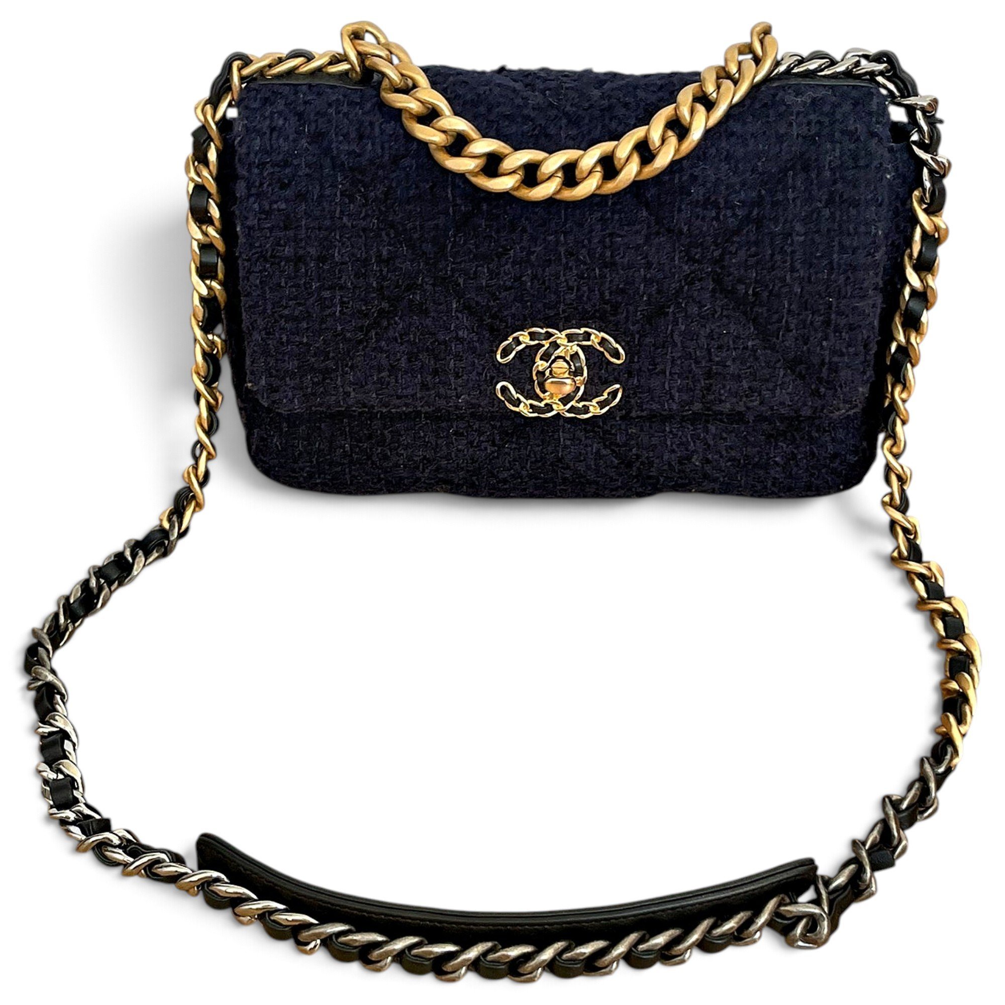 Chanel 19 tweed handbag