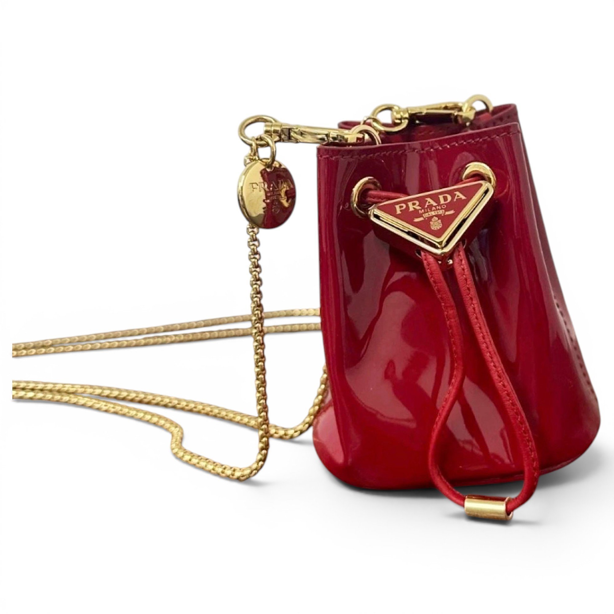 Re-Edition 1978 Bucket patent leather mini bag