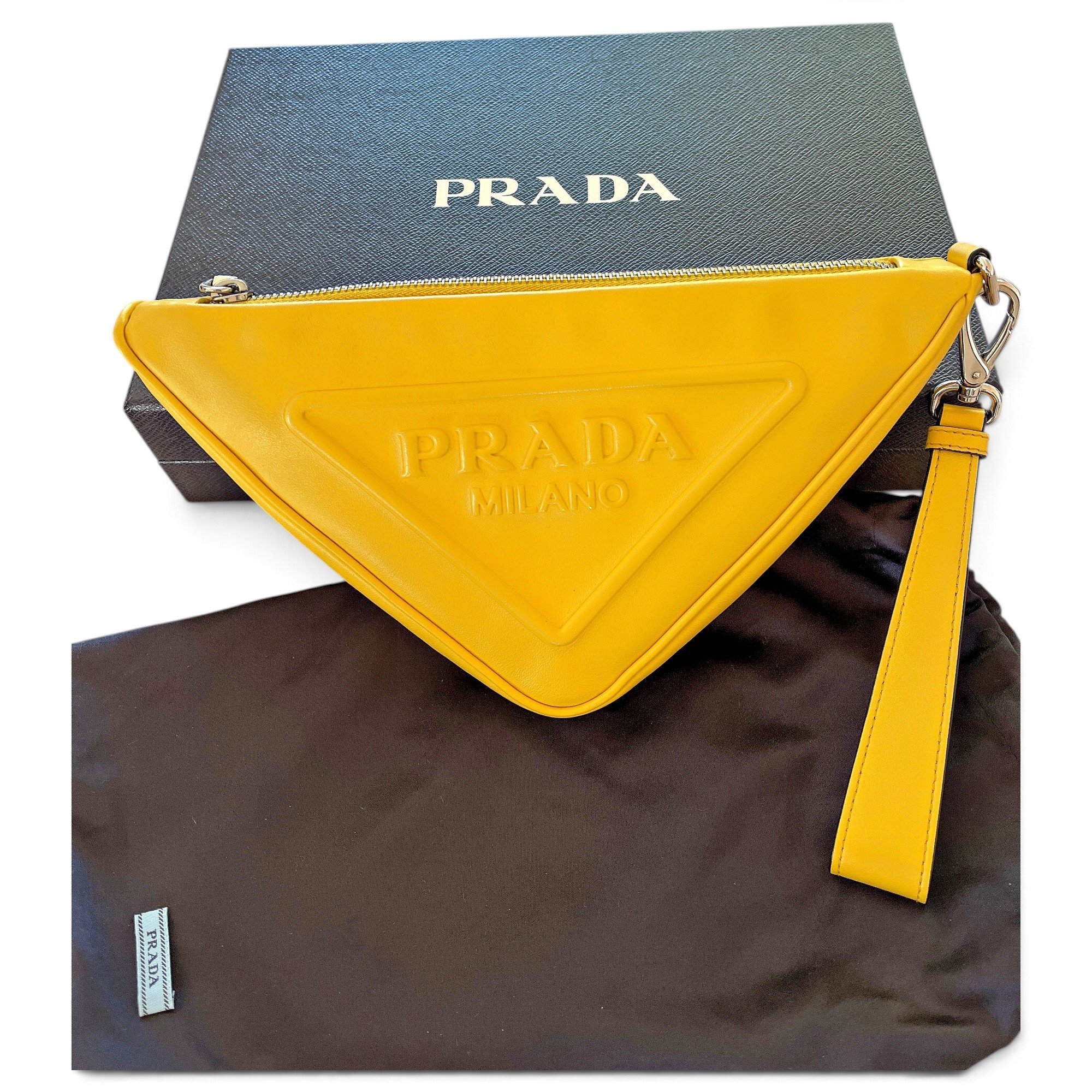 Triangle leather handbag