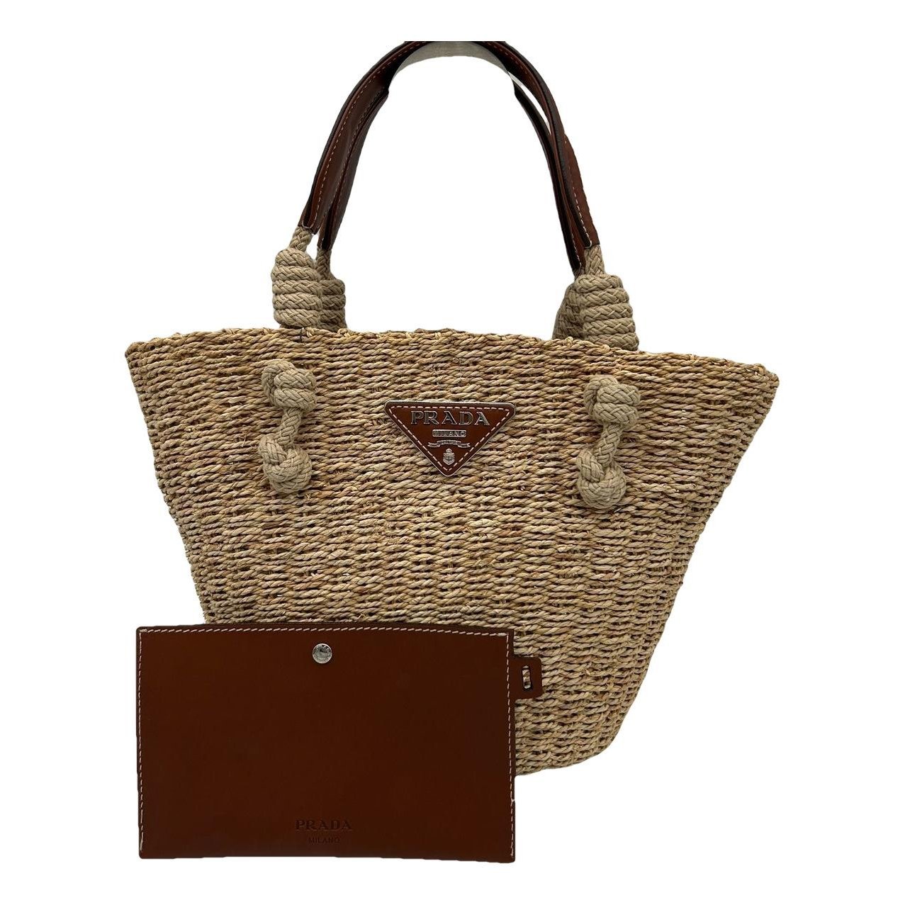 Triangle leather handbag
