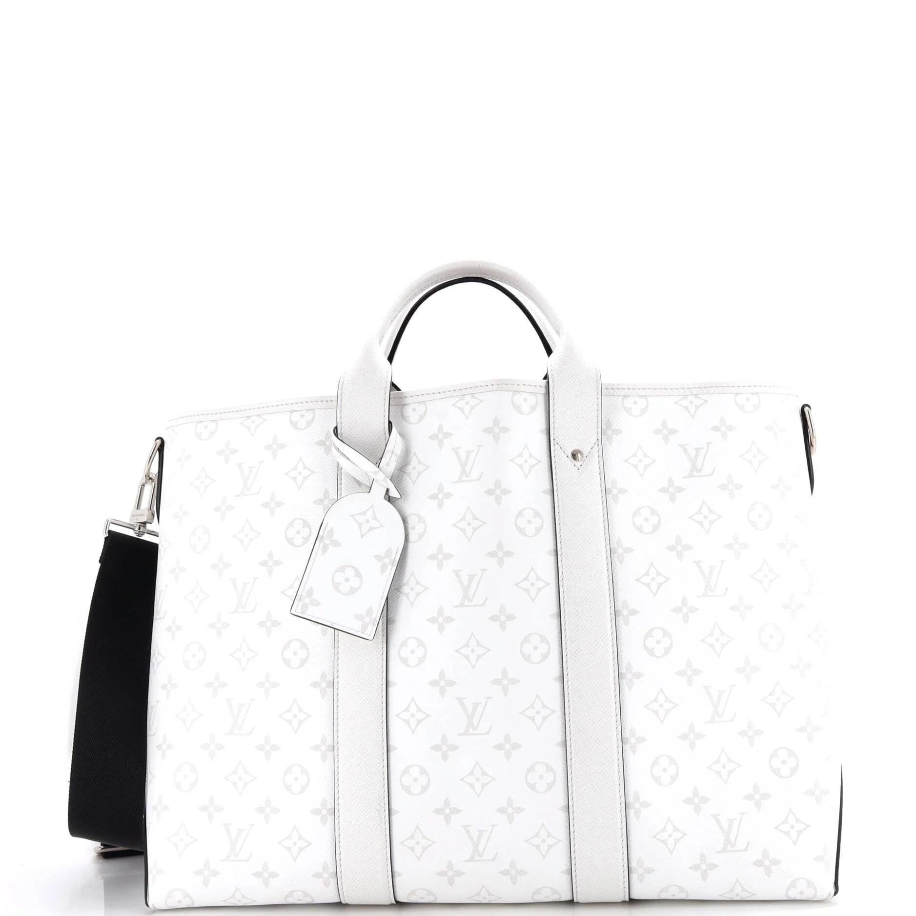 Leather tote