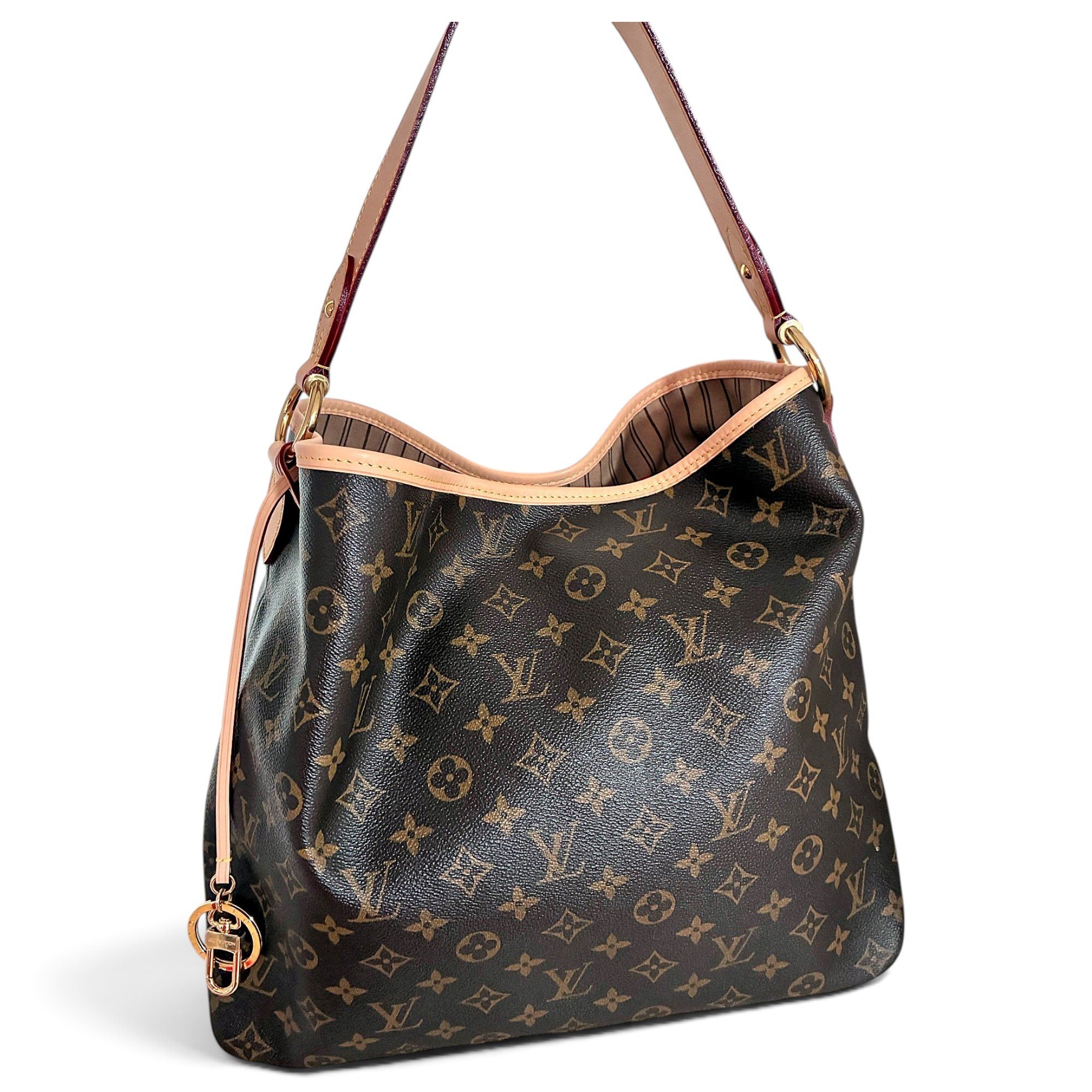 Delightful leather handbag