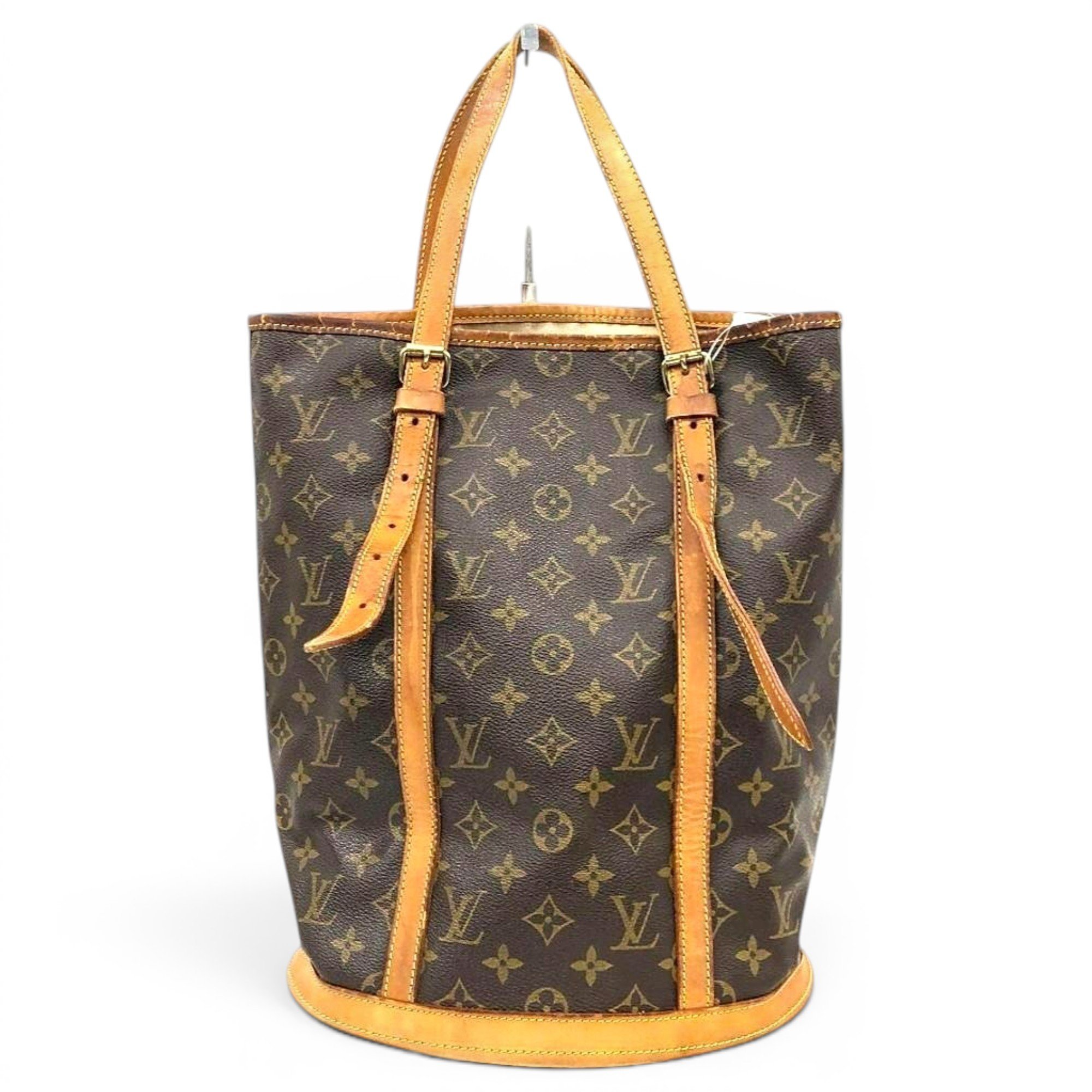 Bucket leather handbag