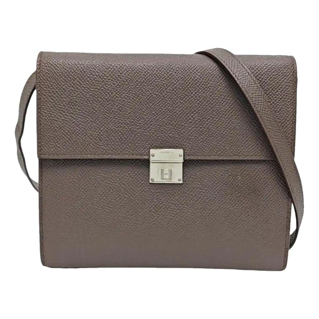 Clic 16 leather crossbody bag