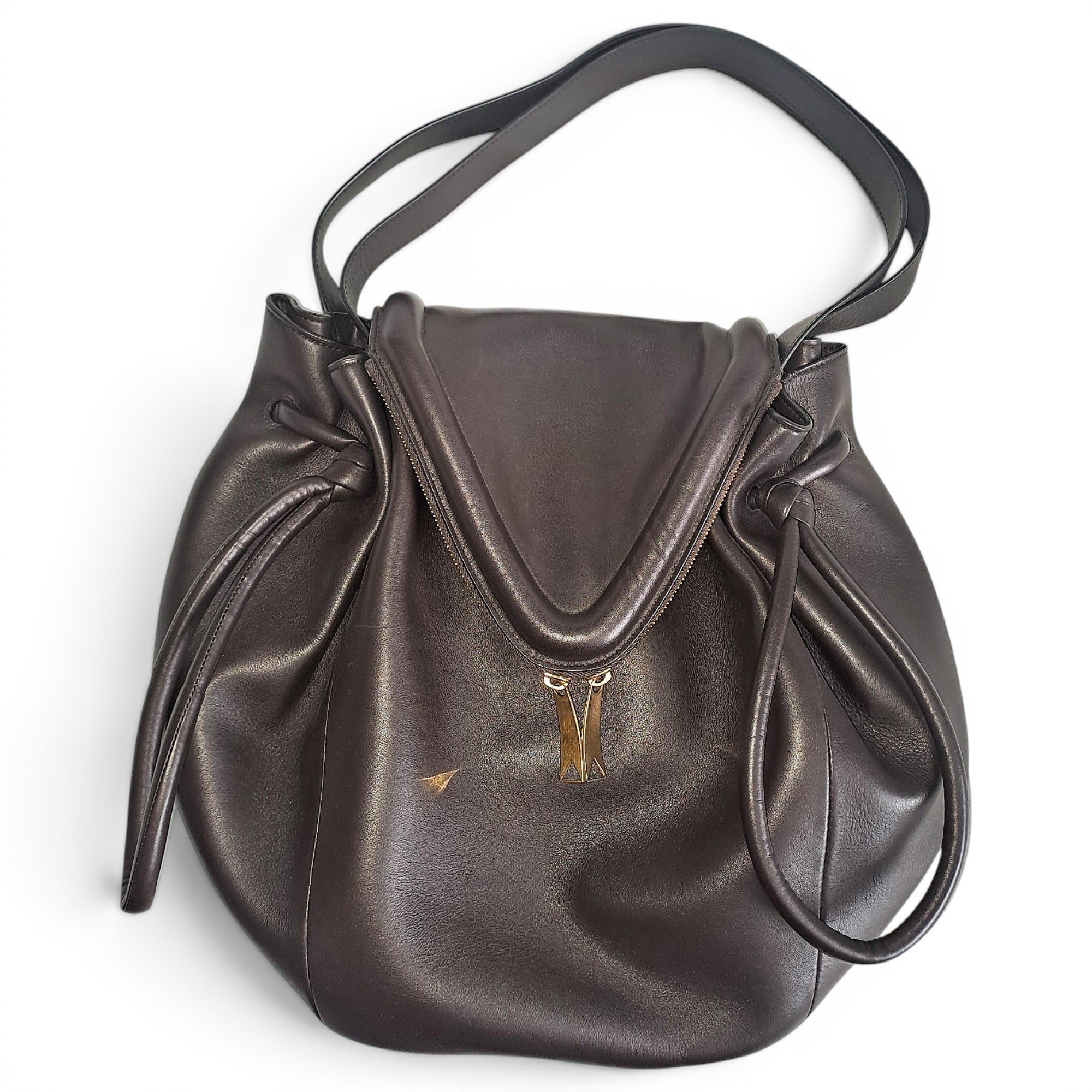 Beak leather handbag