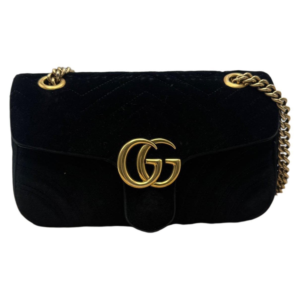 GG Marmont Flap velvet crossbody bag