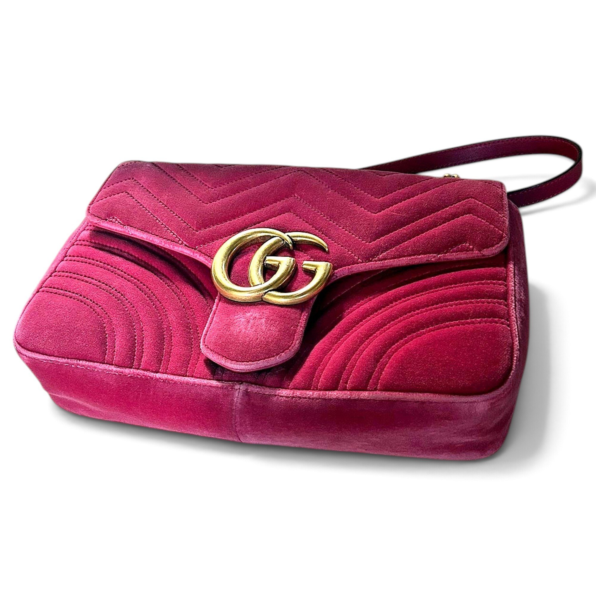 GG Marmont Flap velvet crossbody bag