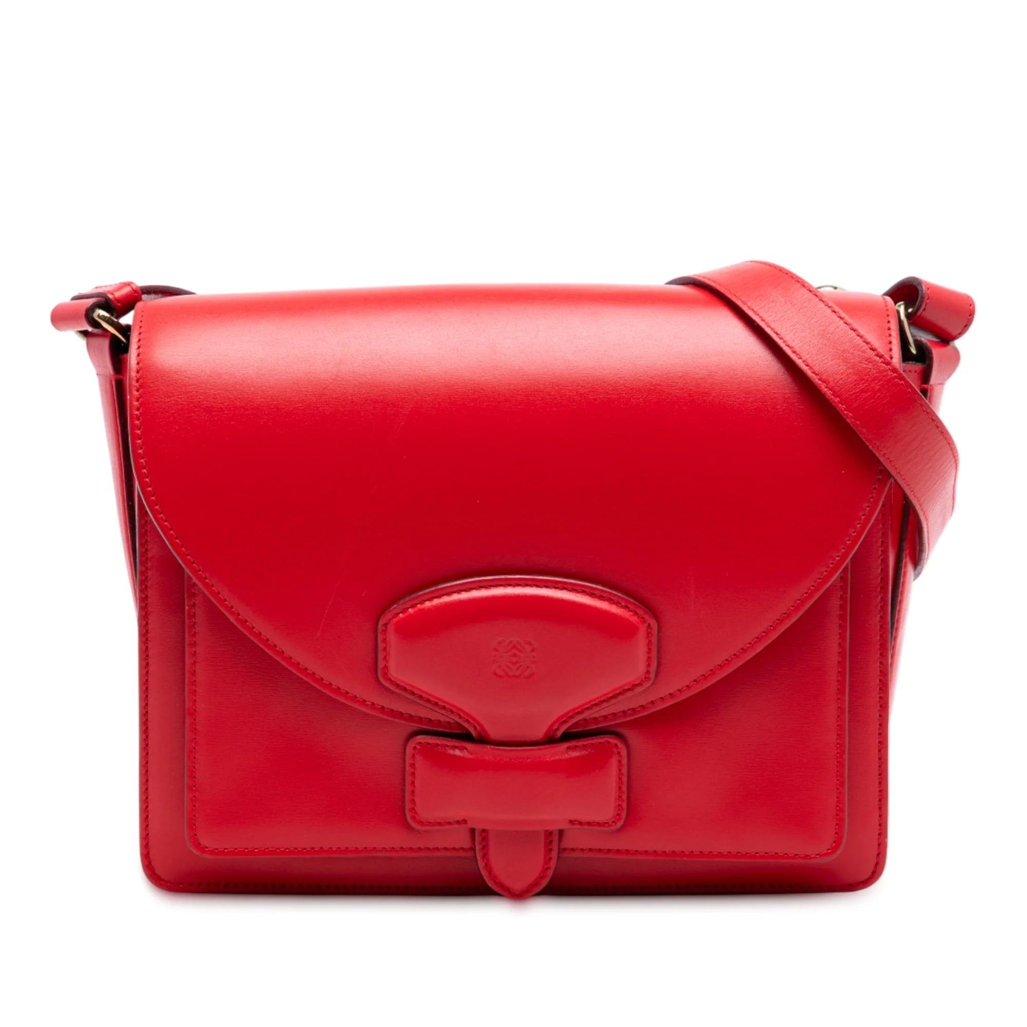 Anagram leather crossbody bag