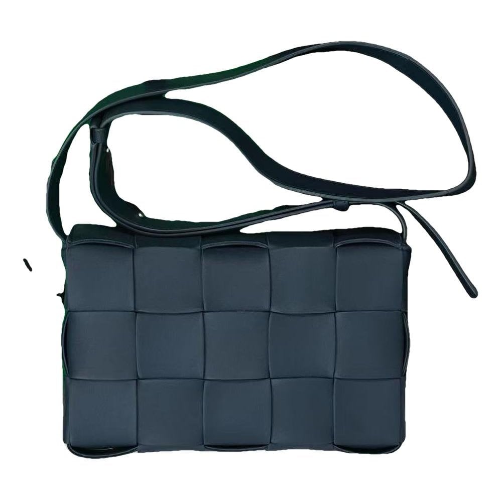 Cassette leather crossbody bag