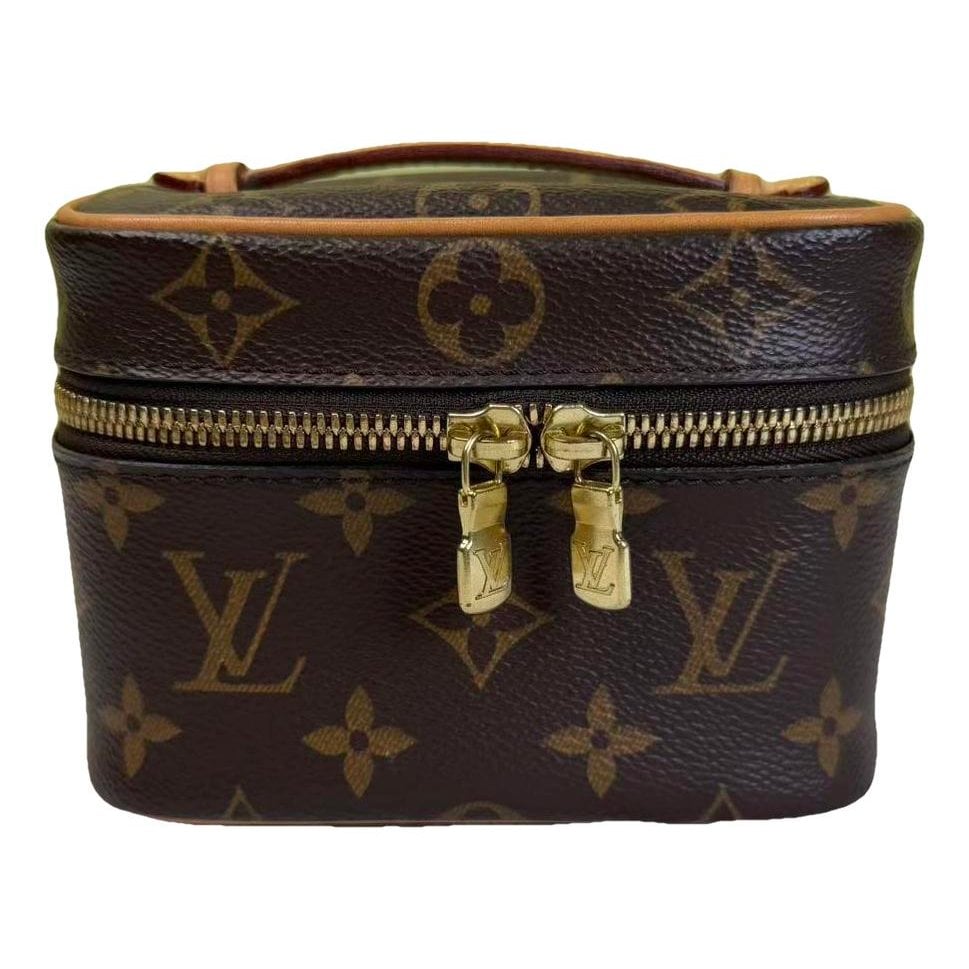 Vanity leather handbag