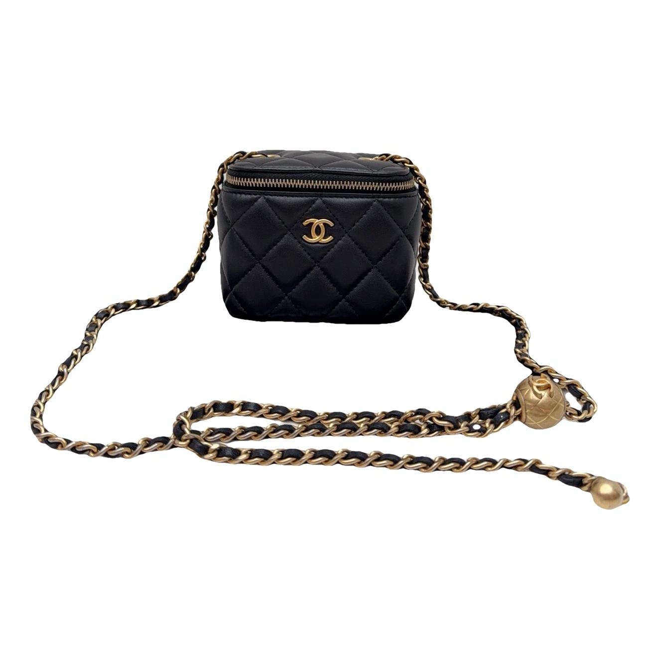 Trendy CC Vanity leather handbag