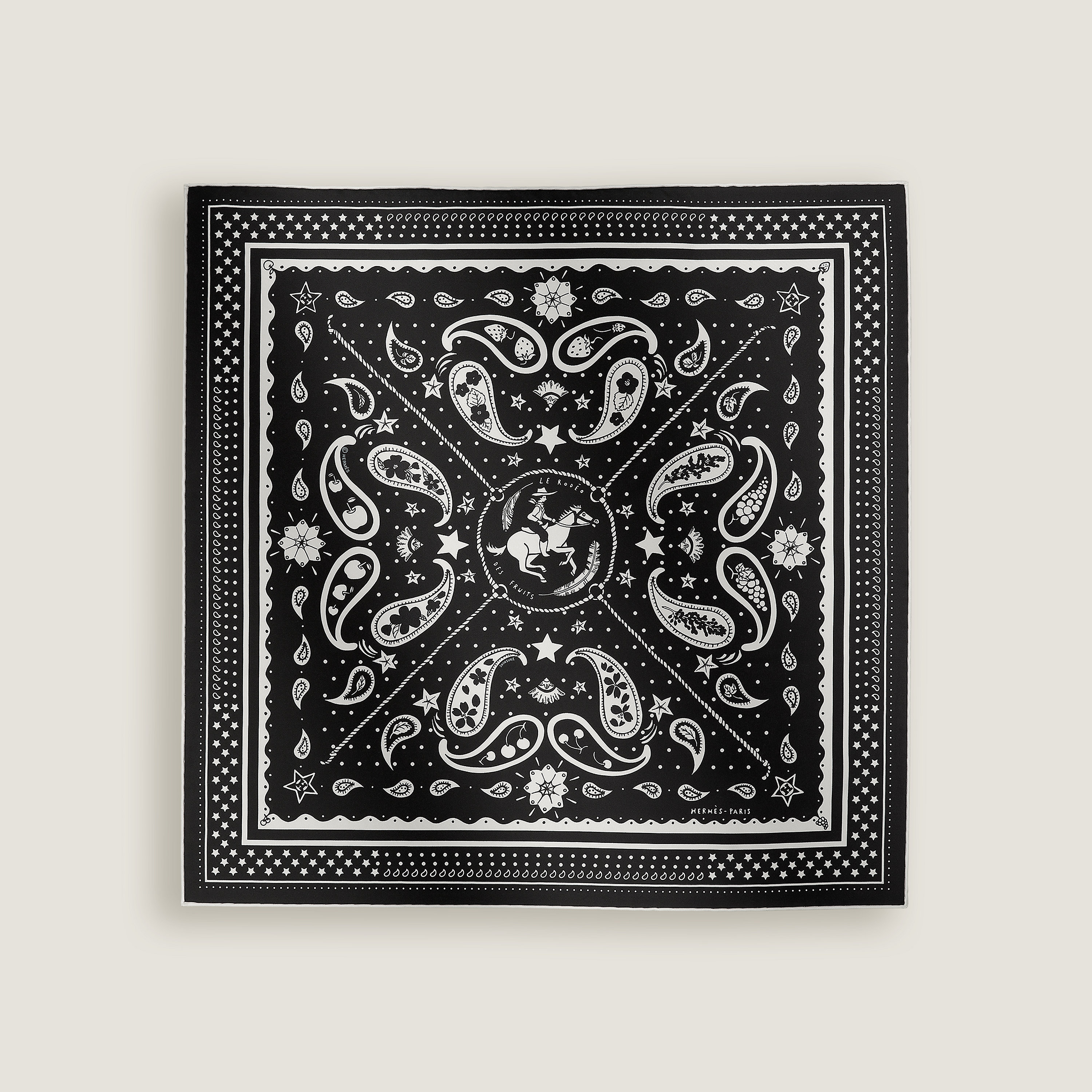 HERMES エルメス　シルクバンダナ 《ロデオ・デ・フルーツ》 Hermès シルクバンダナ 《ロデオ・デ・フルーツ》 黒/白 | BagUSeek