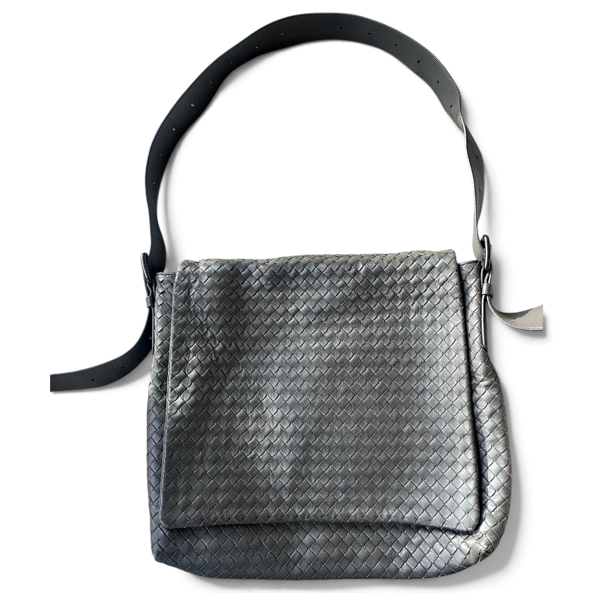 Leather crossbody bag