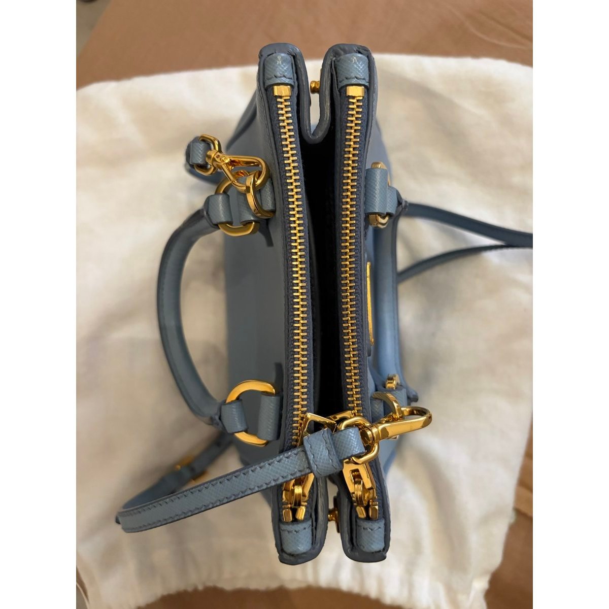 Galleria leather handbag