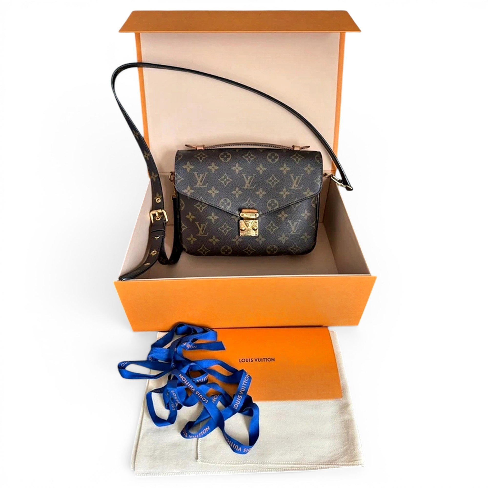 Metis leather crossbody bag