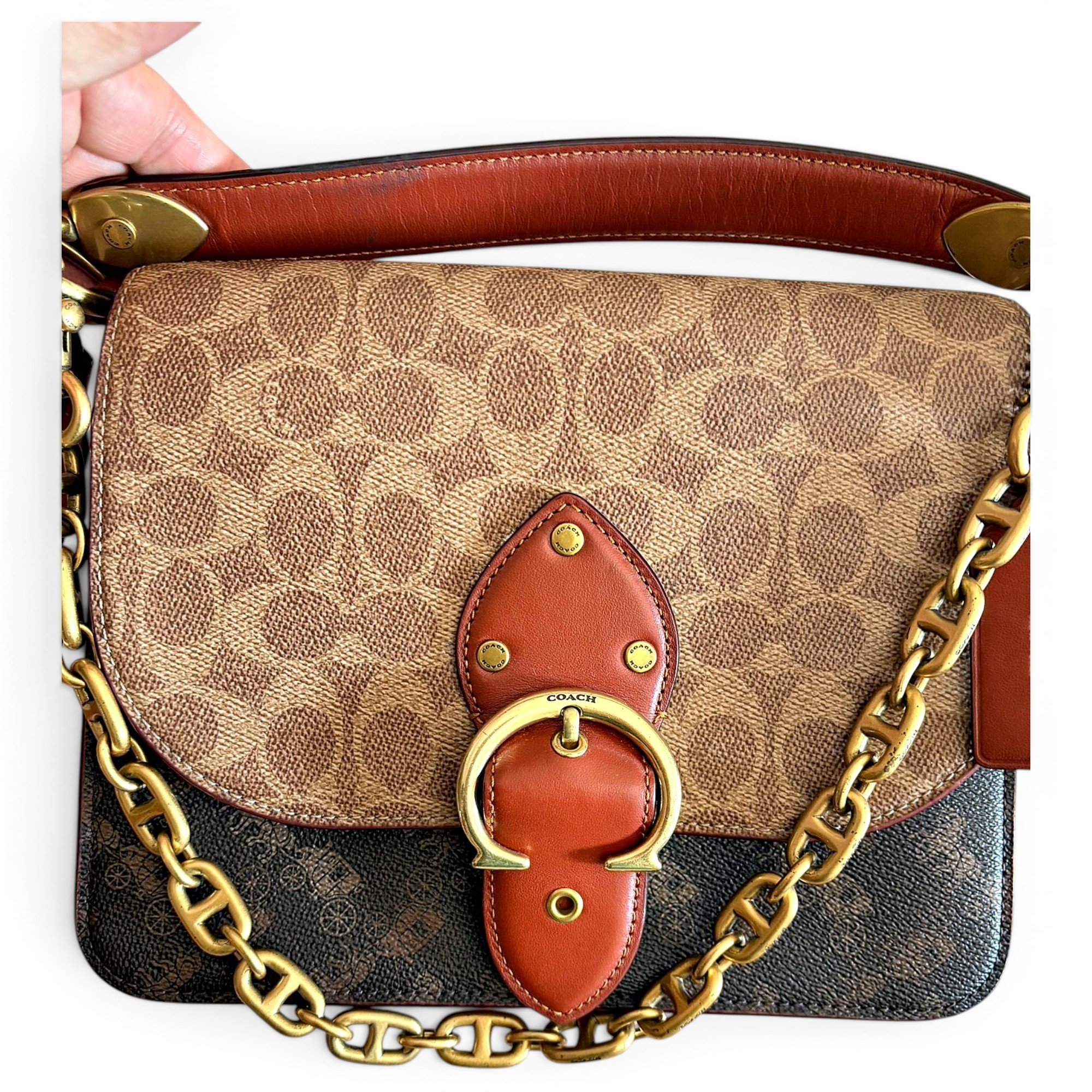 Leather crossbody bag