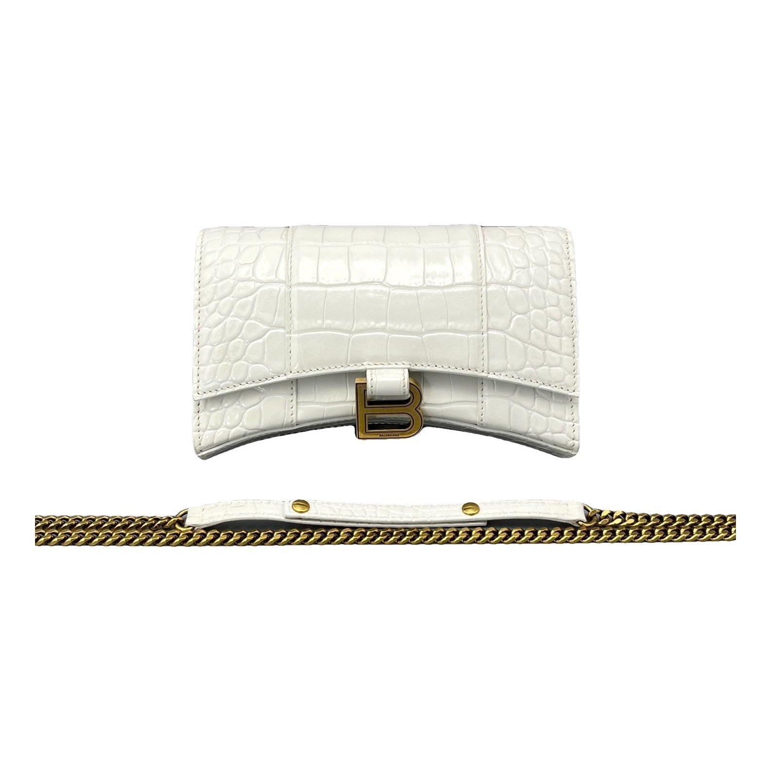 Downtown Chain leather handbag