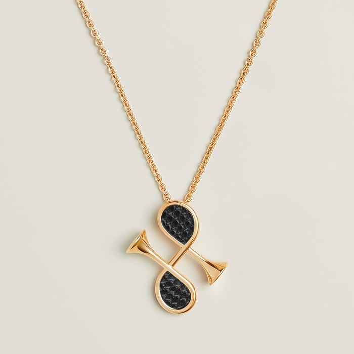 Noir Cor H Pendant