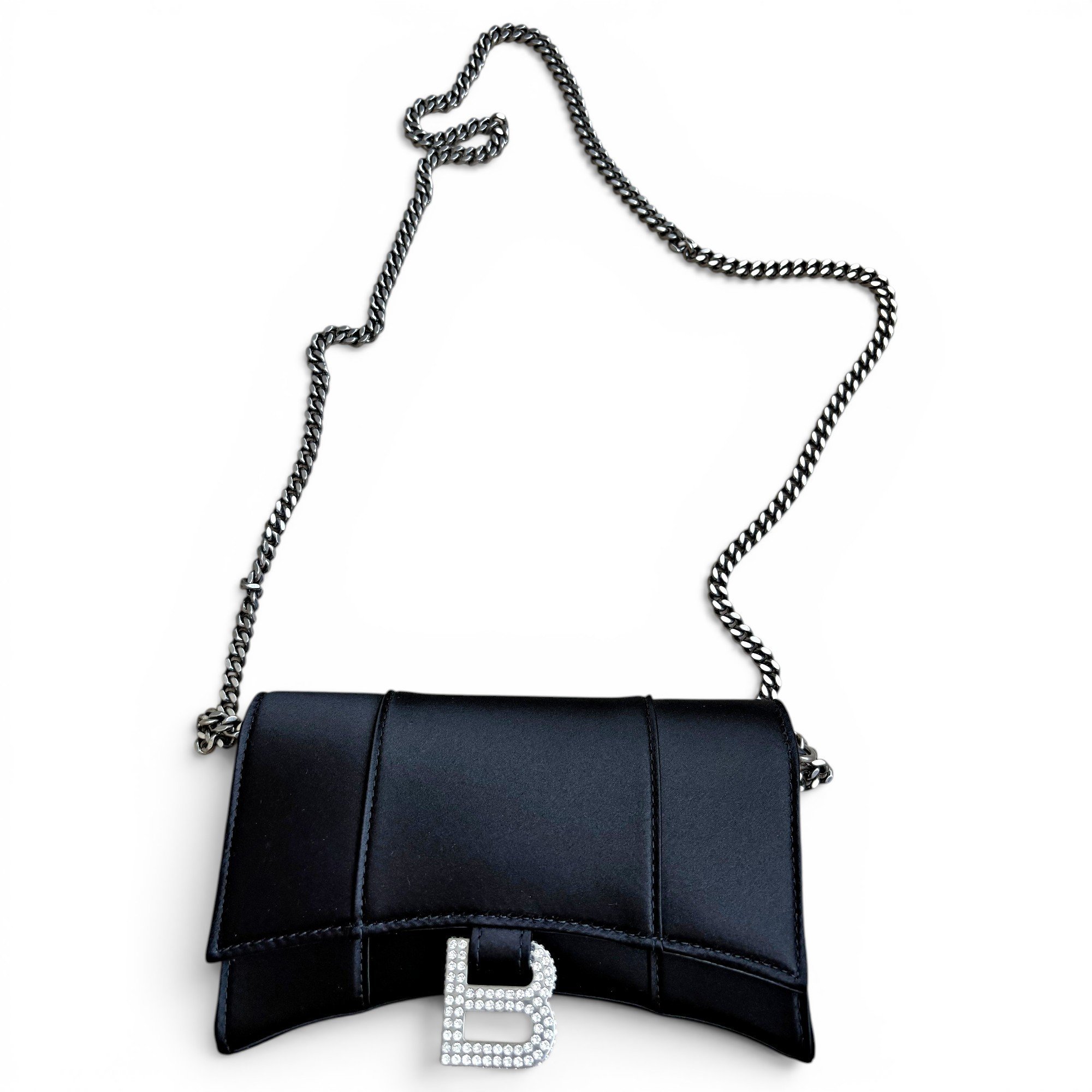 Hourglass cloth handbag