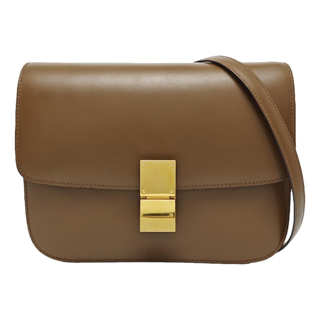 Classic leather crossbody bag
