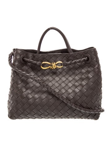 Intrecciato Shoulder Bag