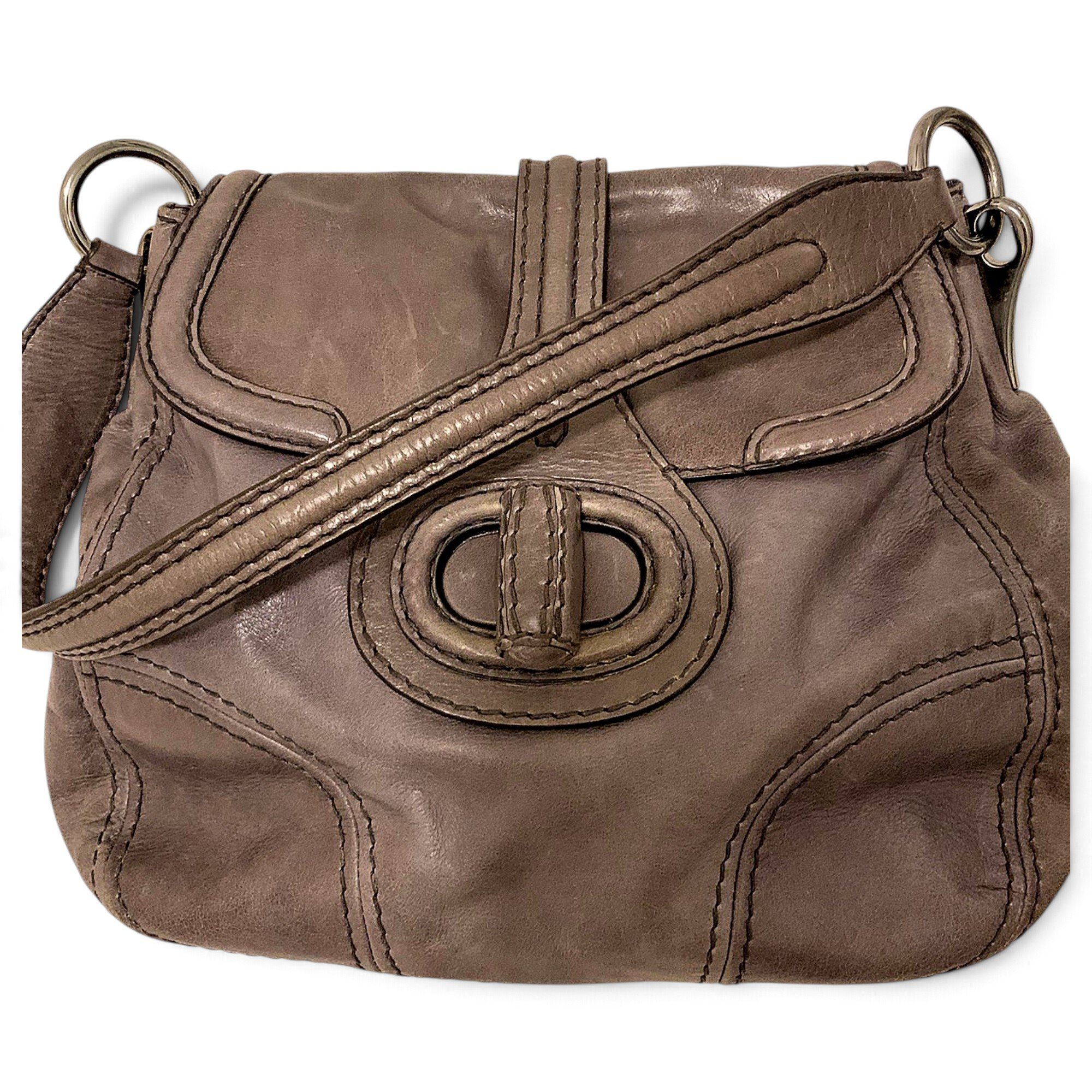 Leather tote