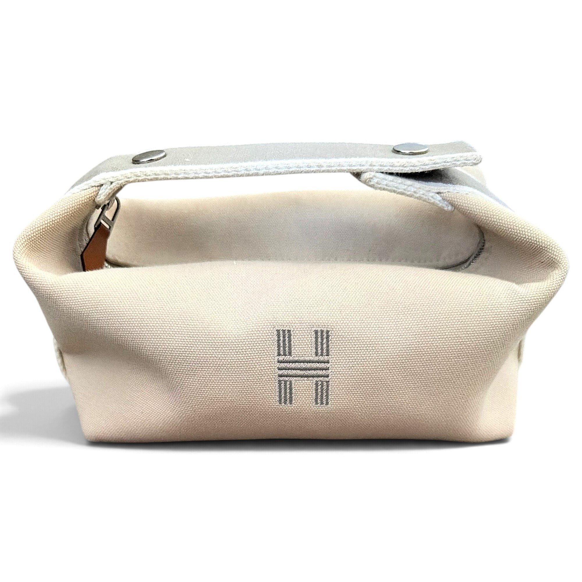 Bride à brac vanity case