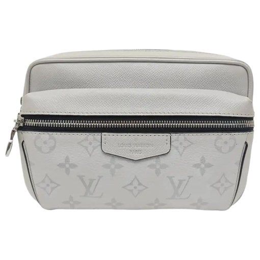 Louis Vuitton Leather handbag