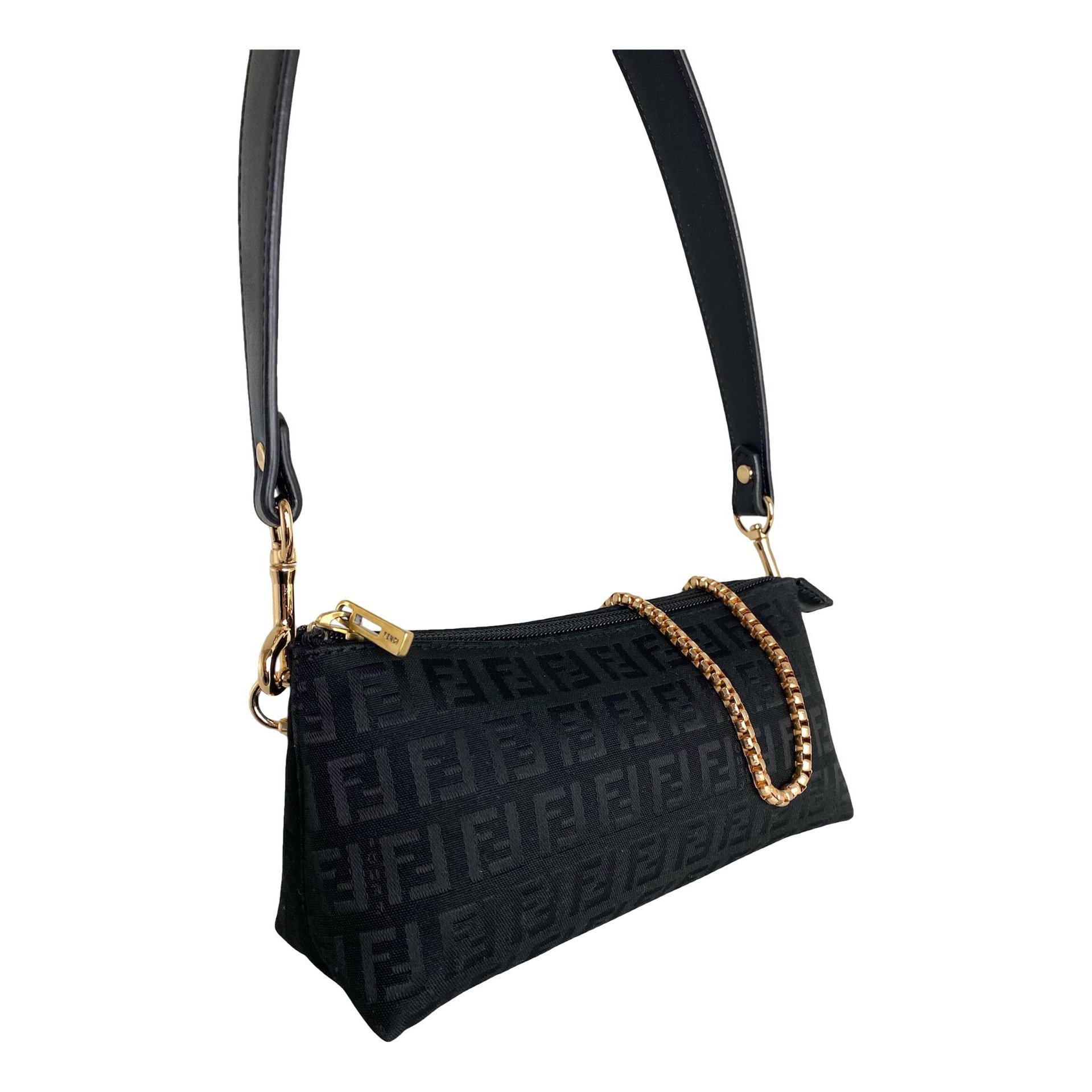 Baguette cloth handbag