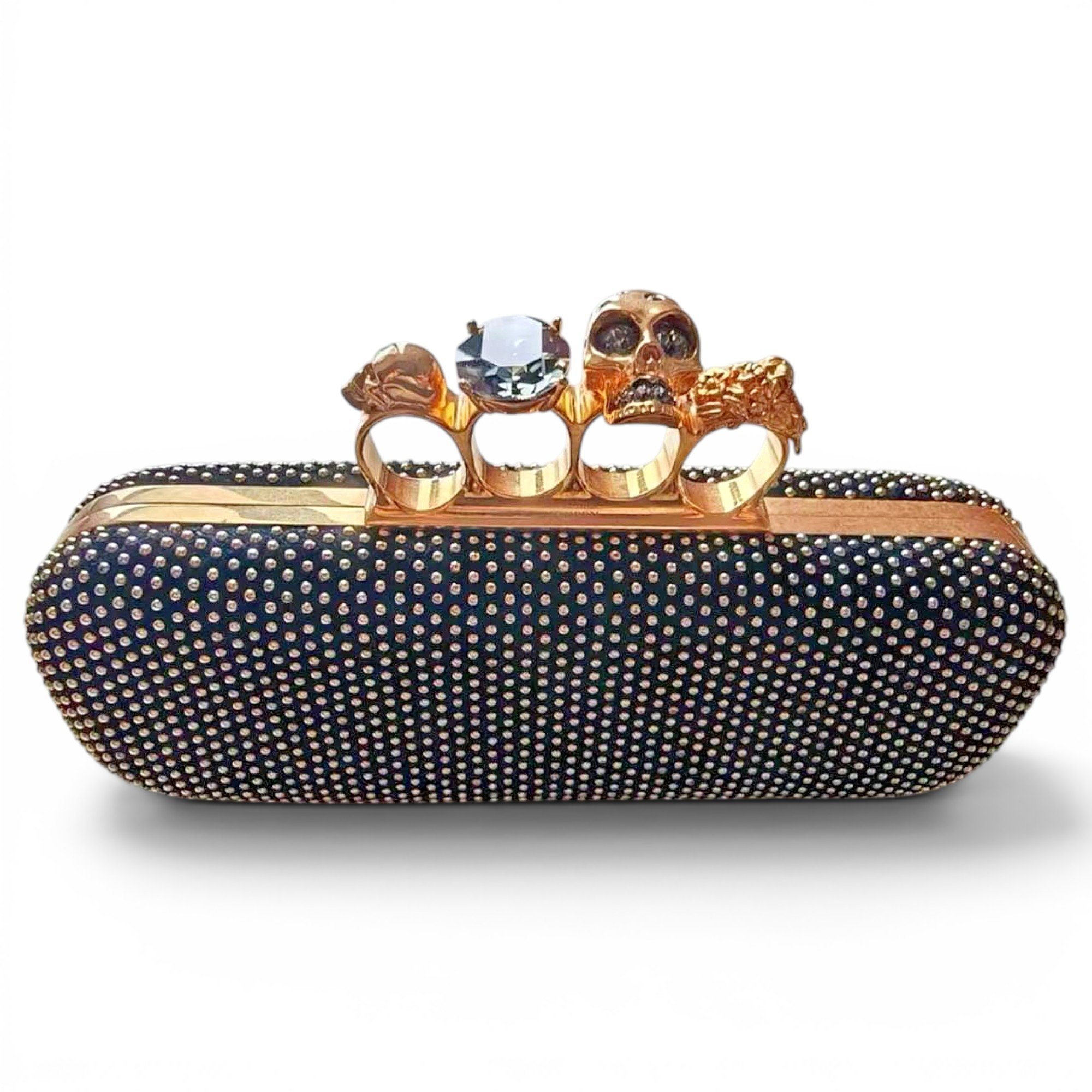 Knuckle clutch bag