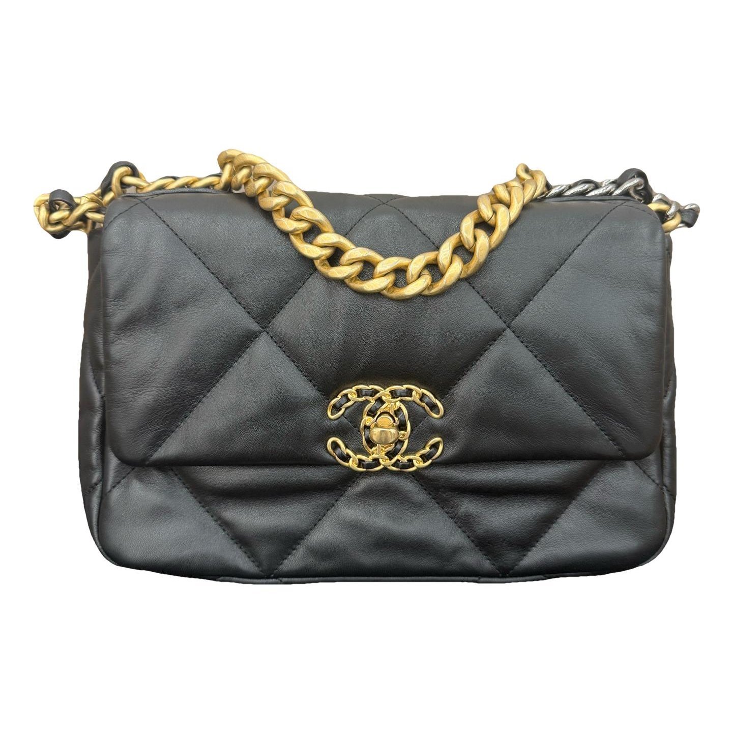 Chanel 19 leather handbag