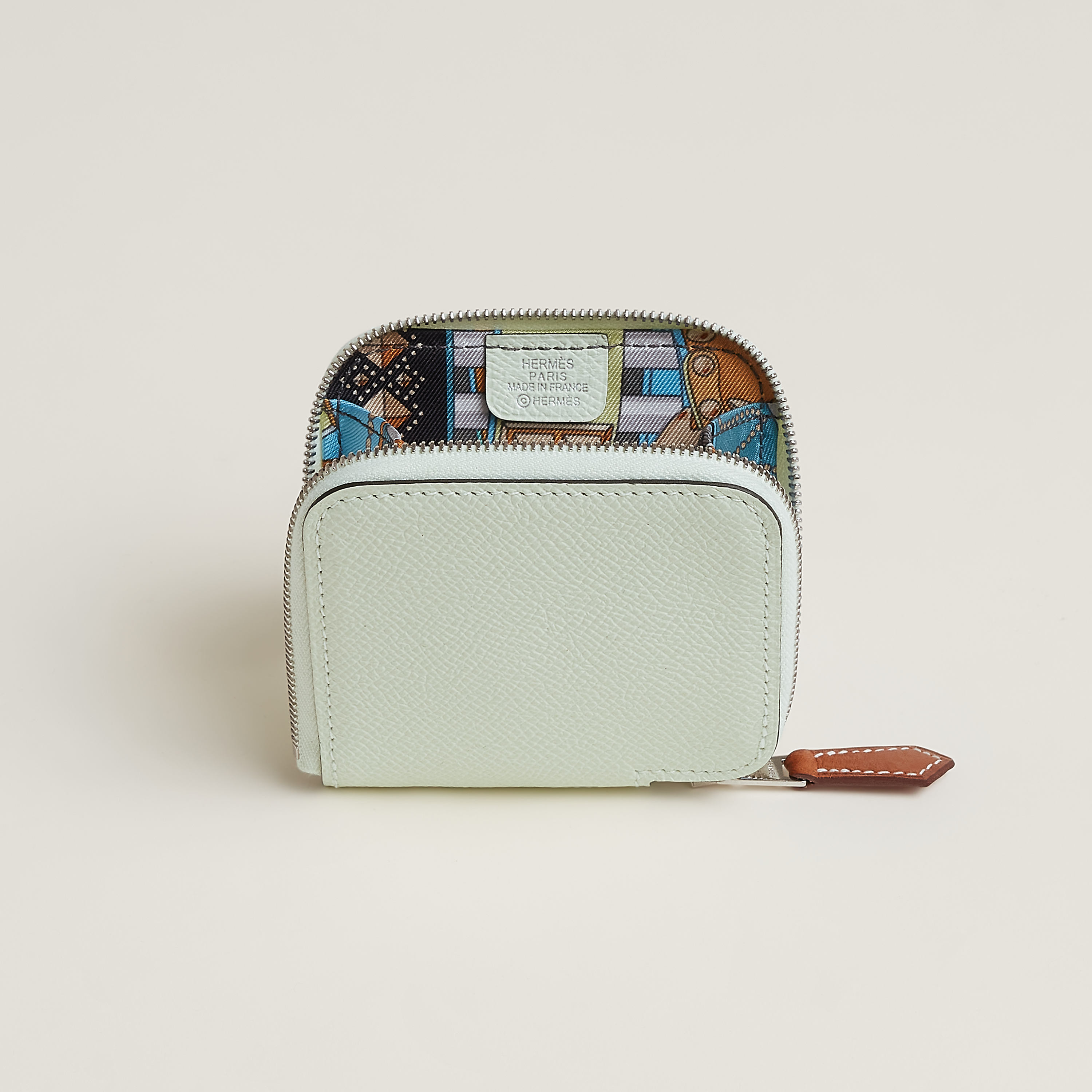 Silk'in change purse