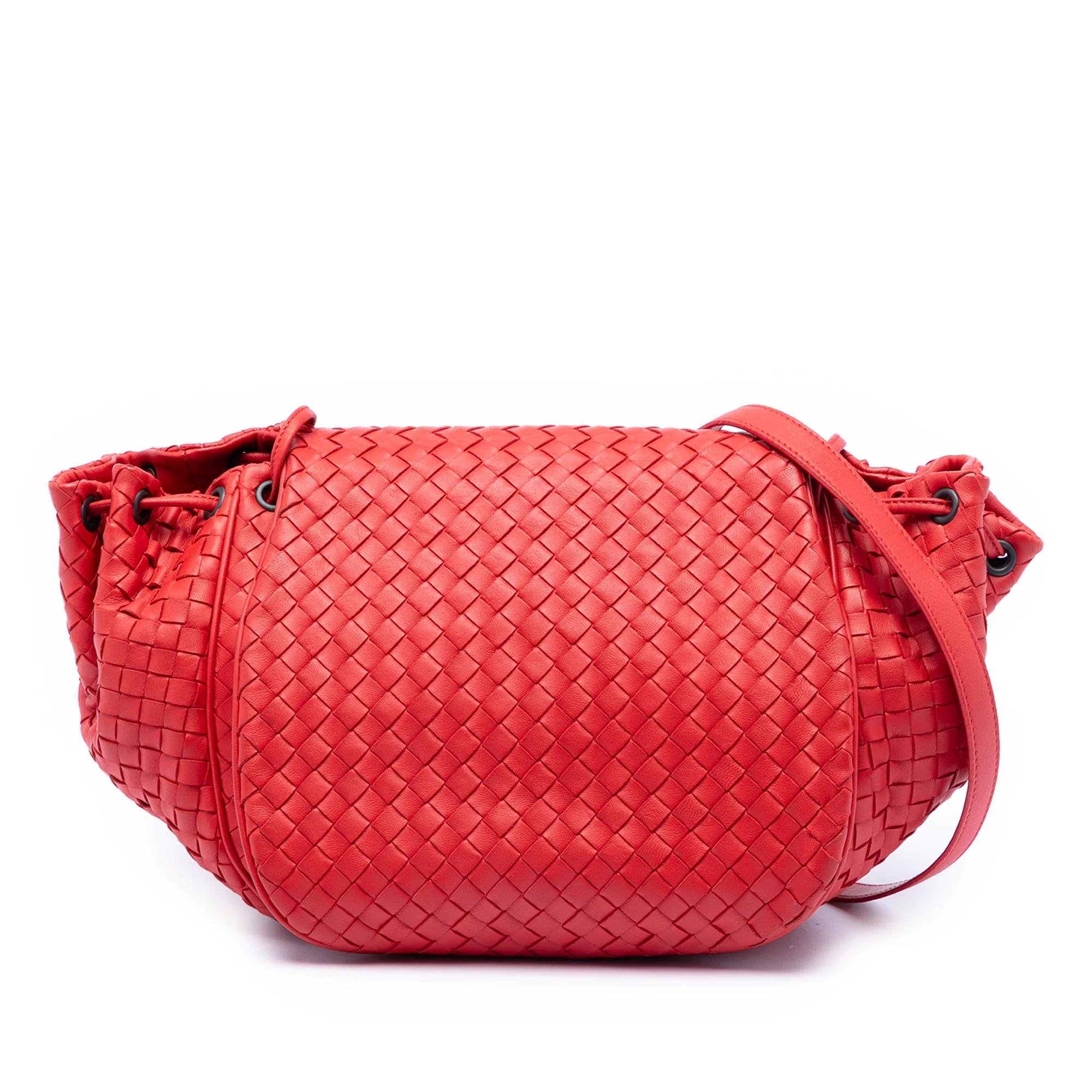 Veneta leather bag