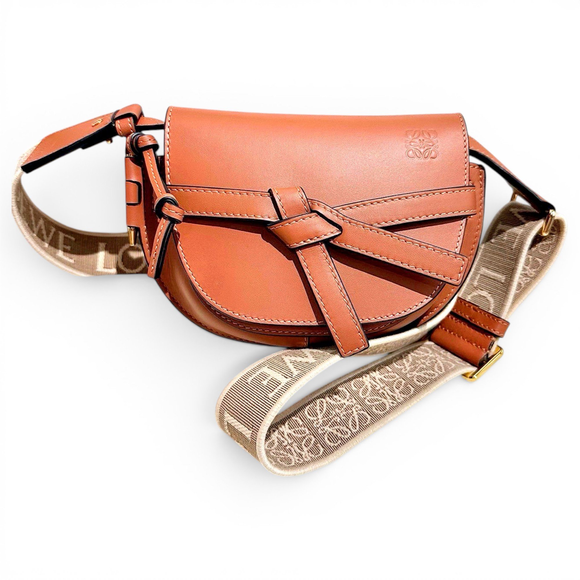 Gate leather handbag