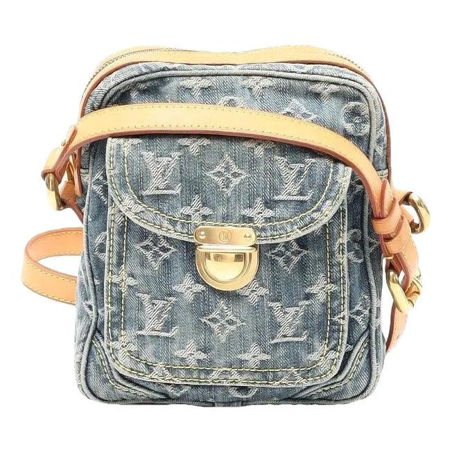 Camera Box crossbody bag