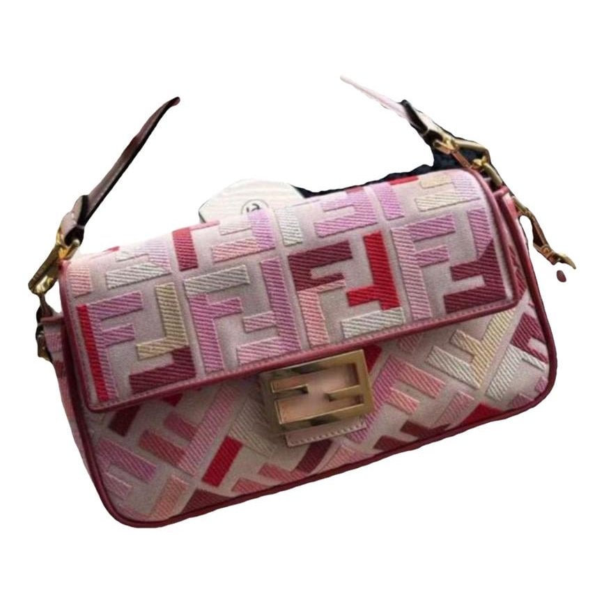 Baguette leather handbag