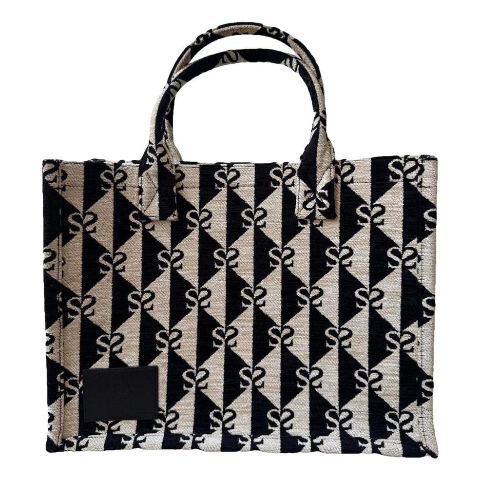 Leather tote