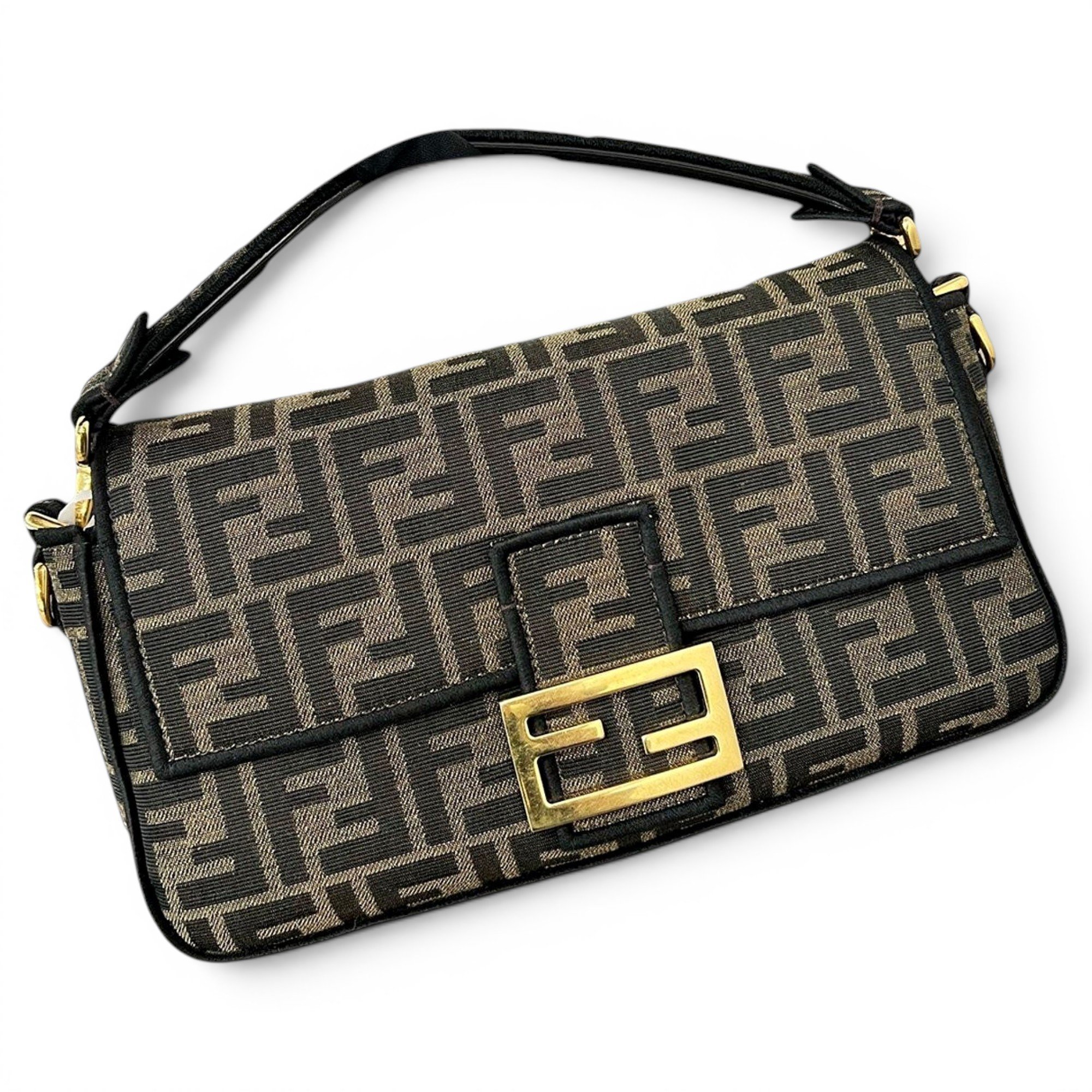 Baguette cloth handbag