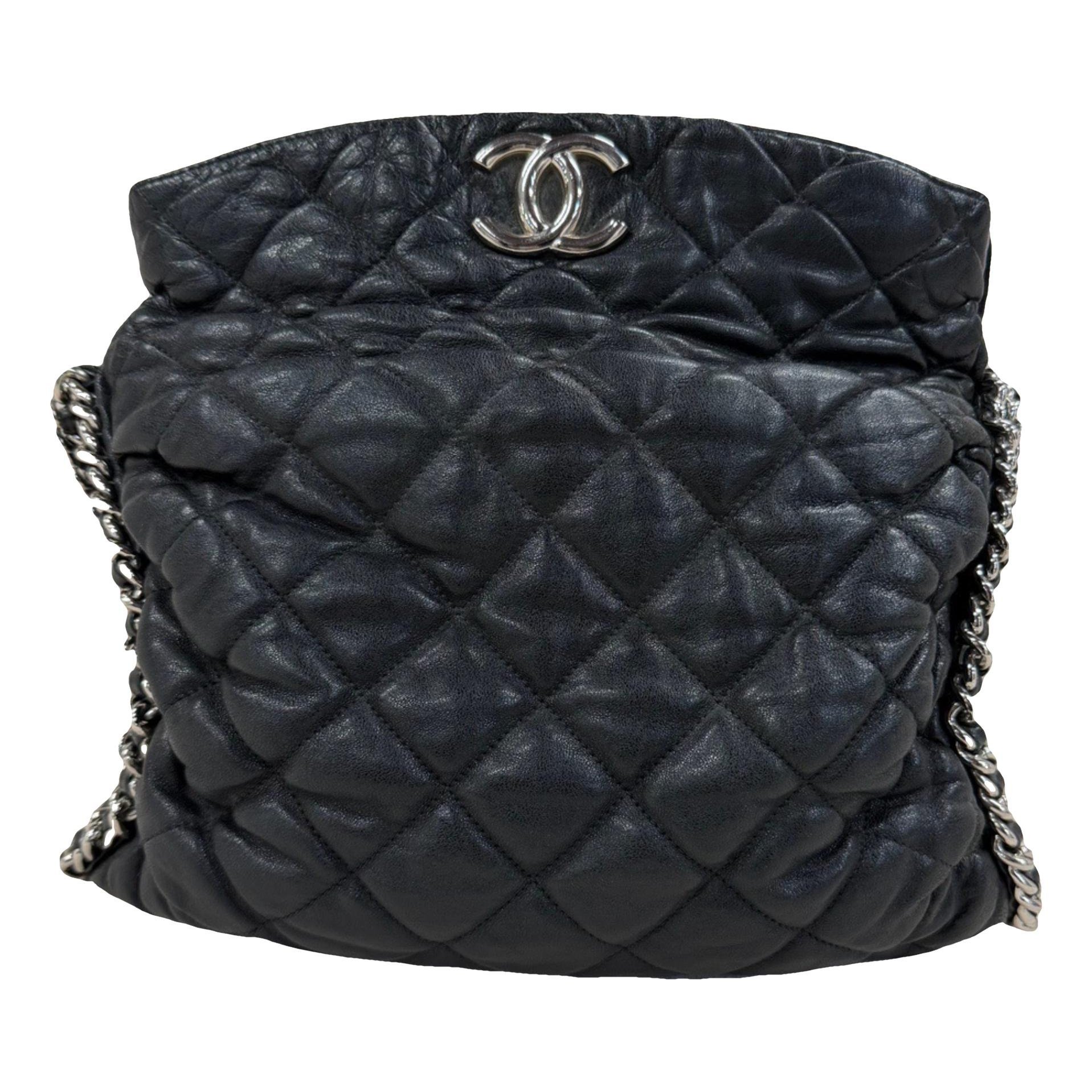 Chain Around leather tote