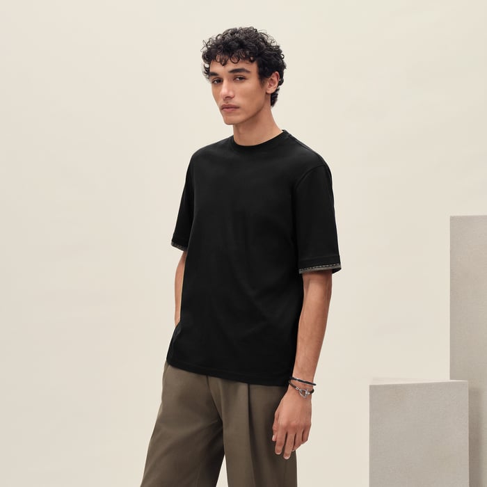 Noir T-shirt With "Sellier" Detail
