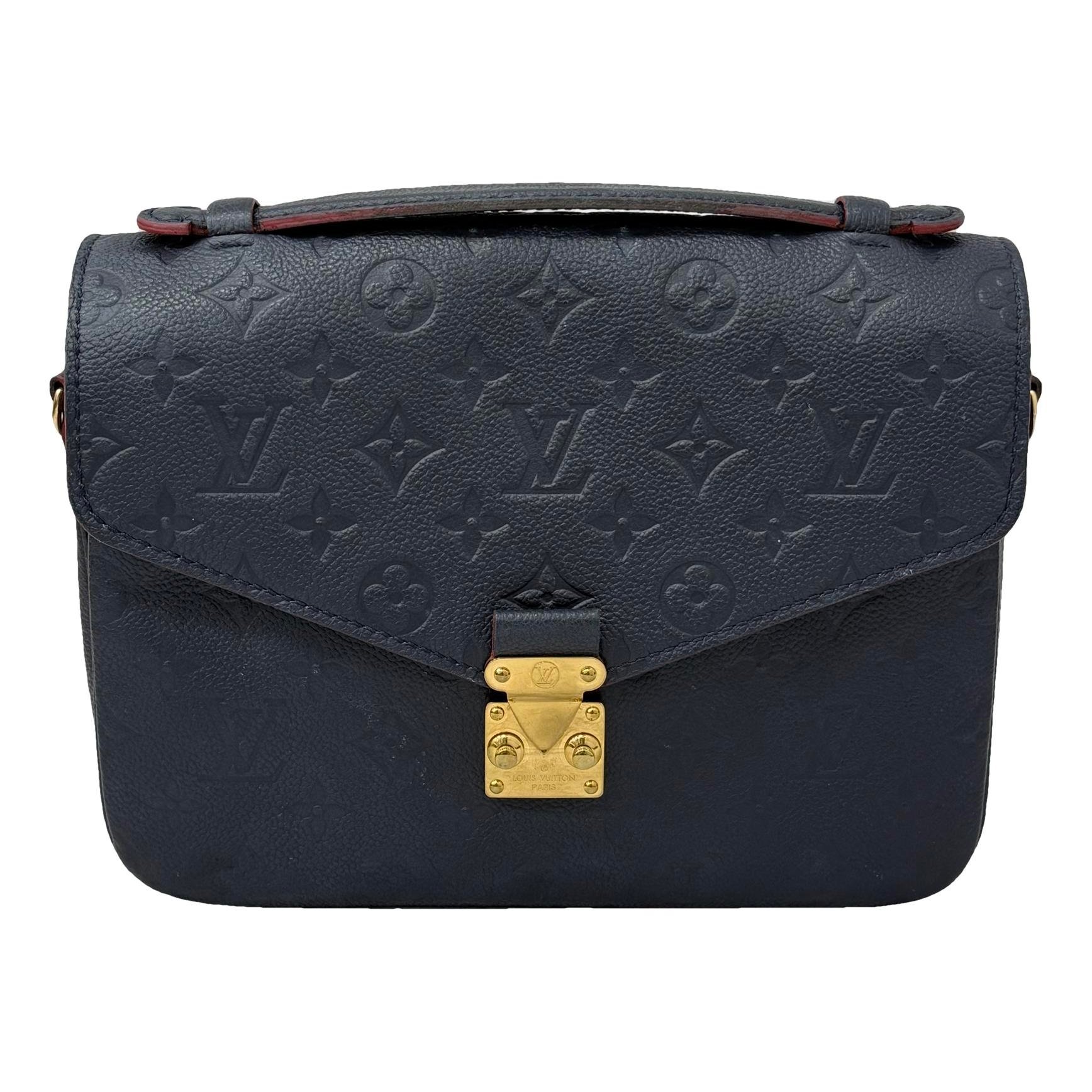 Metis leather handbag
