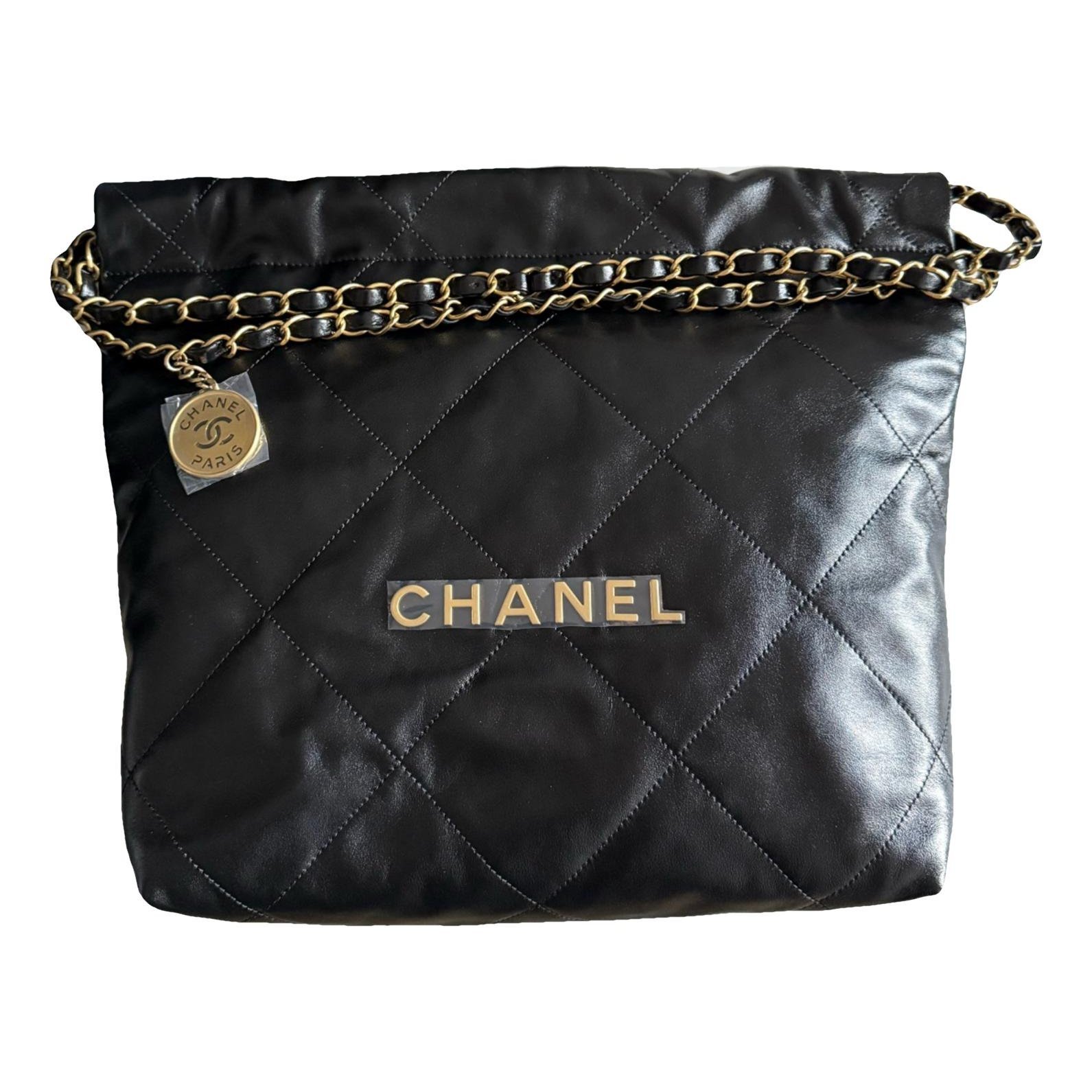Chanel 22 leather handbag