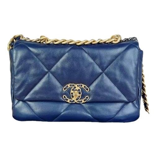 Chanel 19 leather handbag
